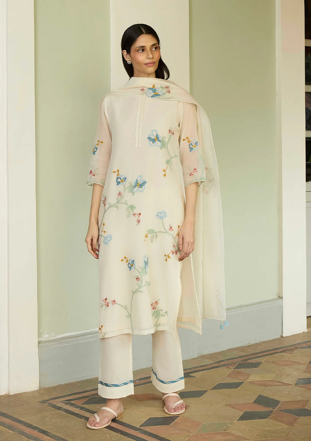 Ivory Applique Kurta Set