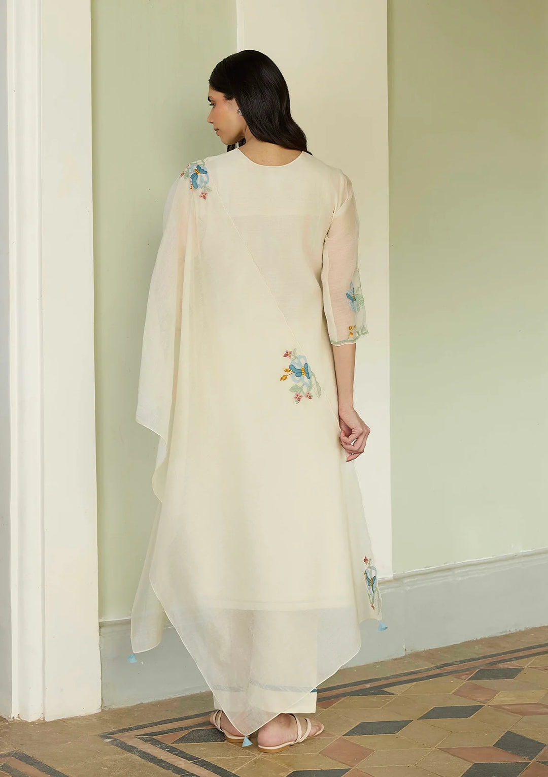 Ivory Applique Kurta Set