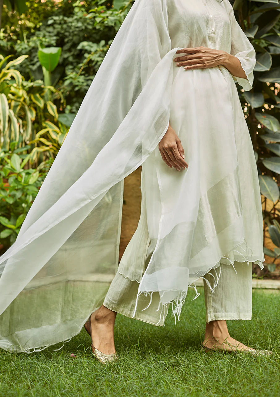 Ivory Pintuck Kurta Set