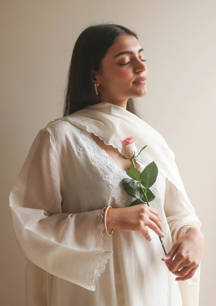 Ivory Floral Threadwork Kurta Set