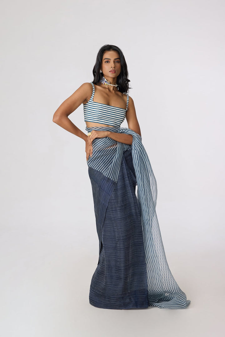 Joyce Bustier & Agatha Sari