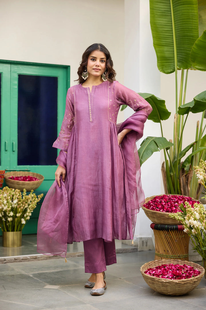 Kangana Motichoor Kurta Set