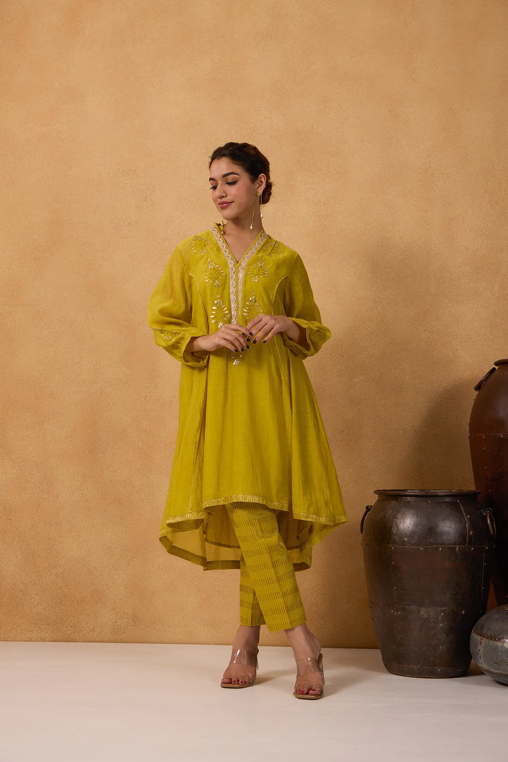 Mul Chanderi High-Low Kurta with V Neck and Tissue Pants in Lime-Green