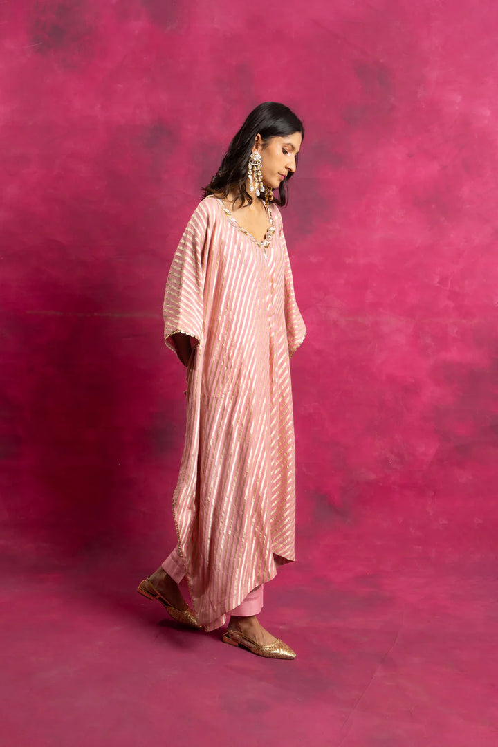 Mahak Kaftan Set in Pastel Pink