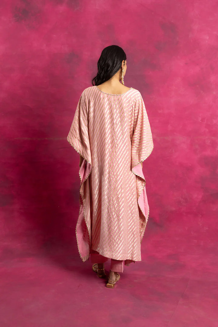 Mahak Kaftan Set in Pastel Pink