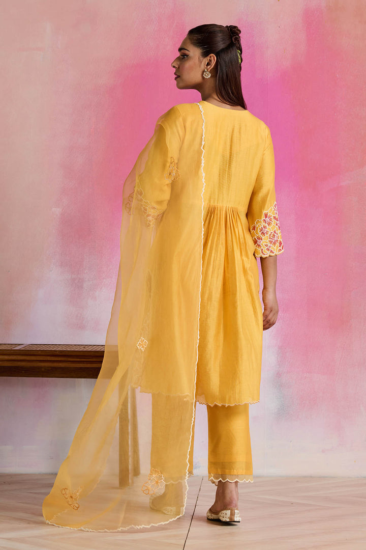 Maahi kurta Set