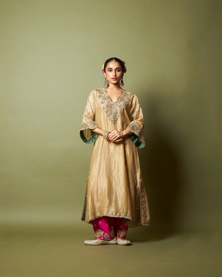 Mehtab Noor embroidered kaftan set