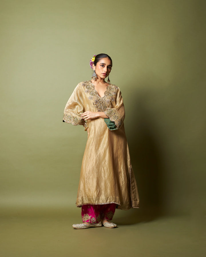 Mehtab Noor embroidered kaftan set