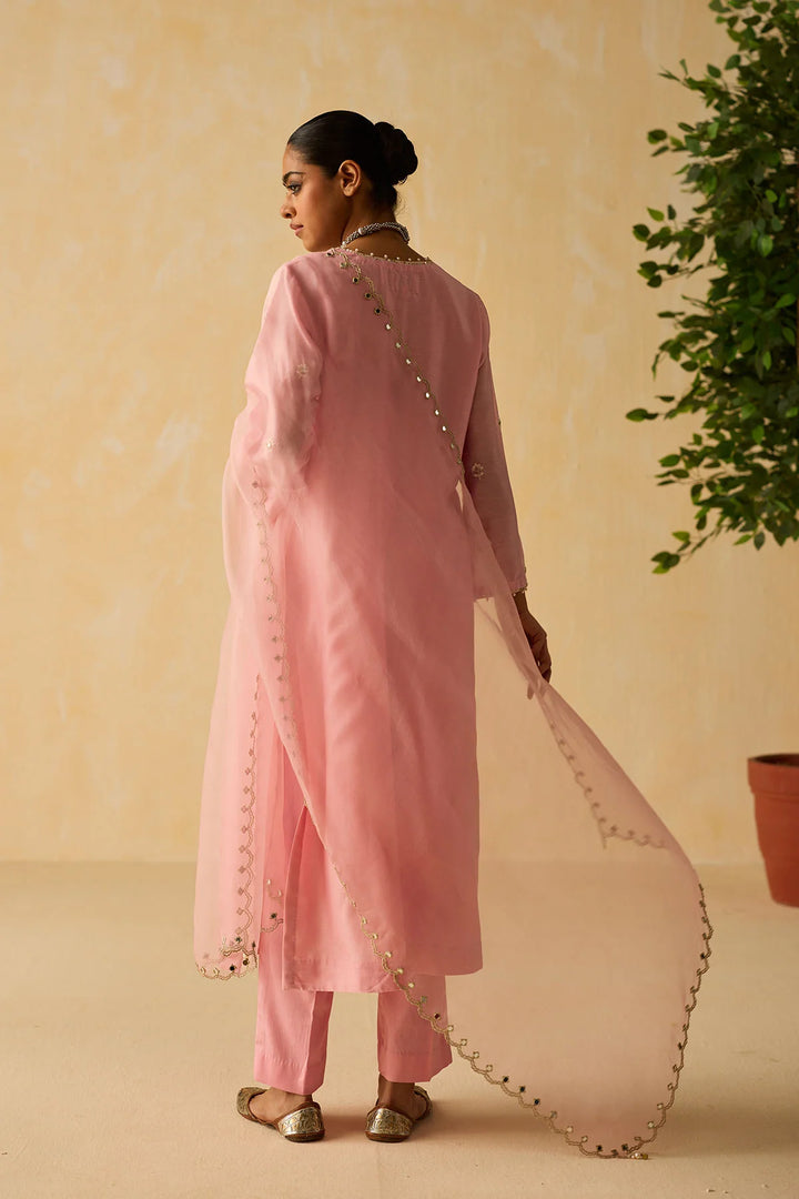 Niyara Kurta Set