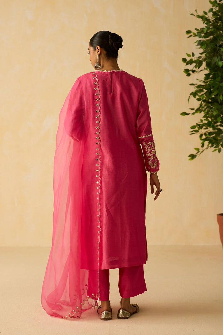Nysaa Kurta Set