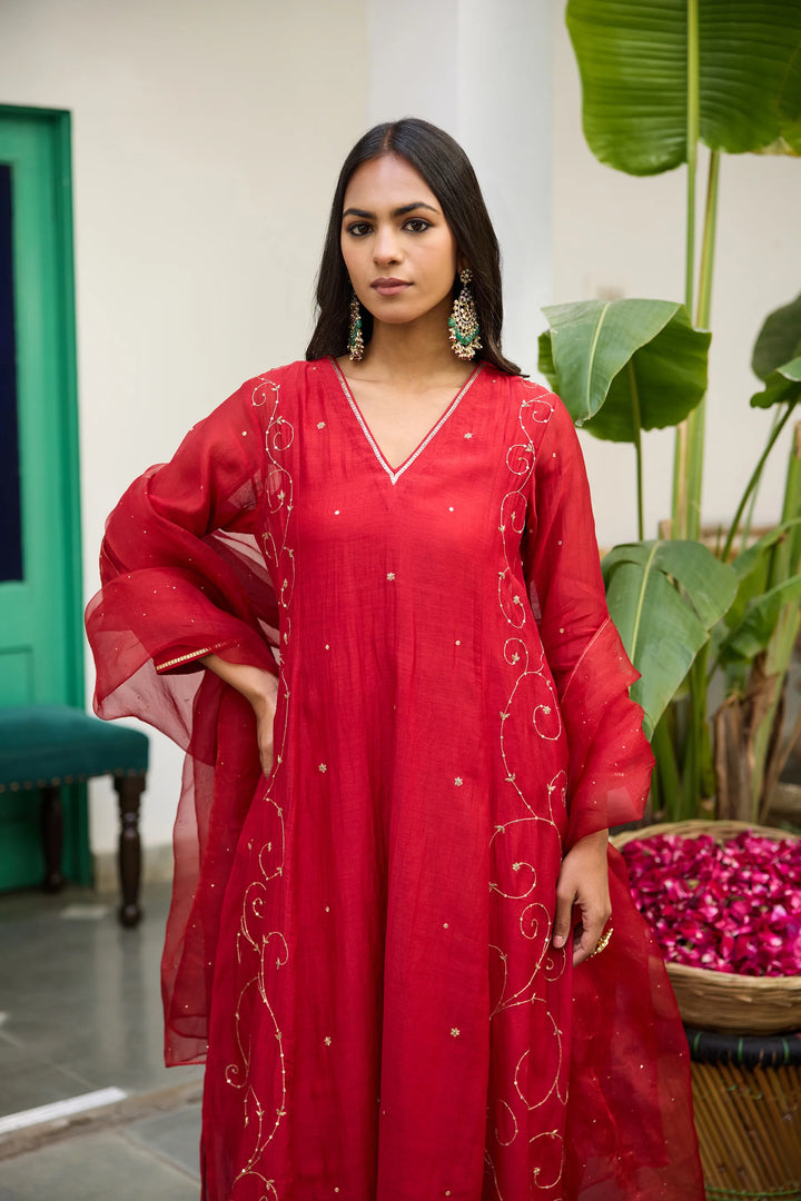 Naveli Motichoor Kurta Set