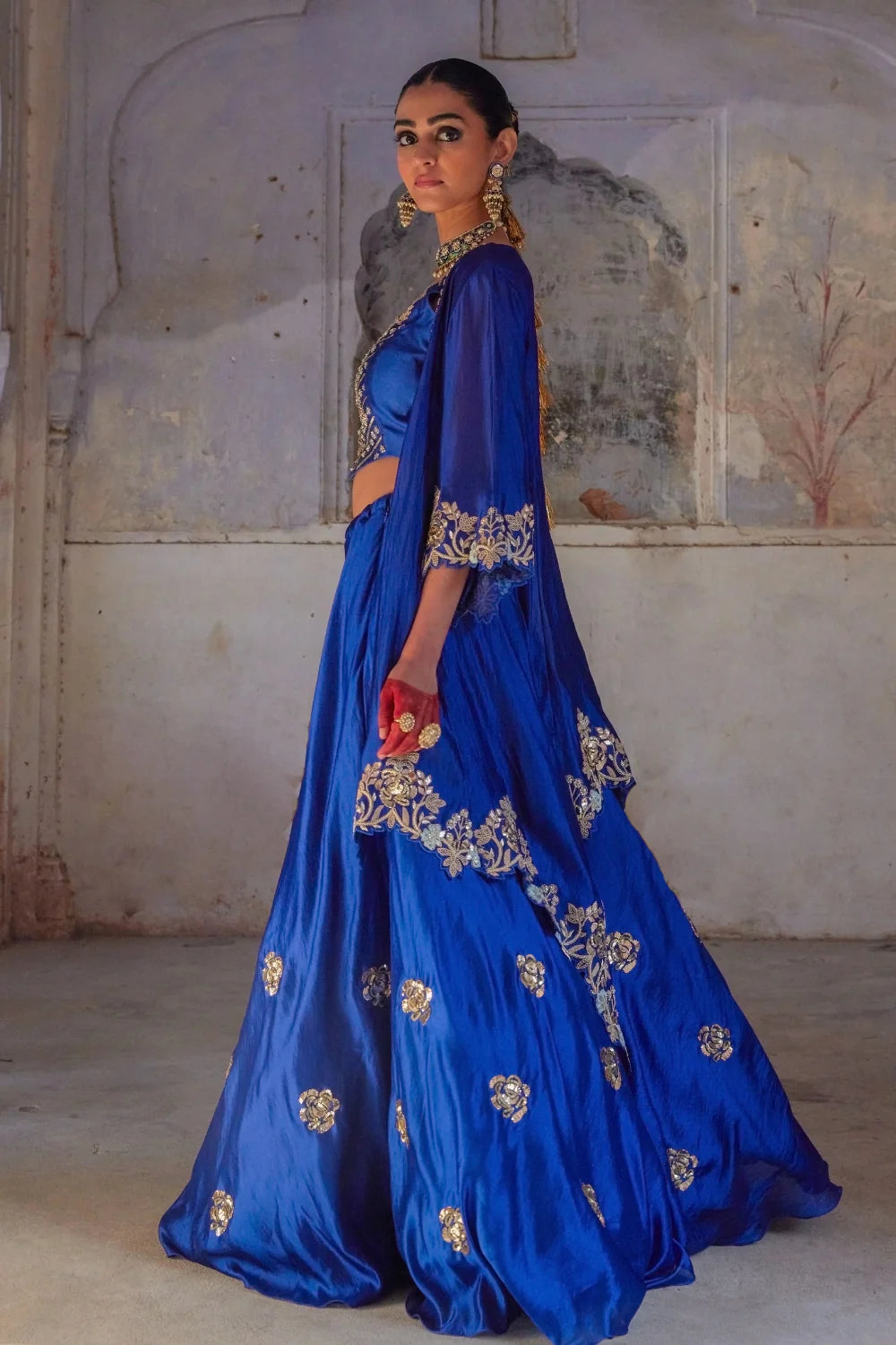 Neela Phool Jacket Set