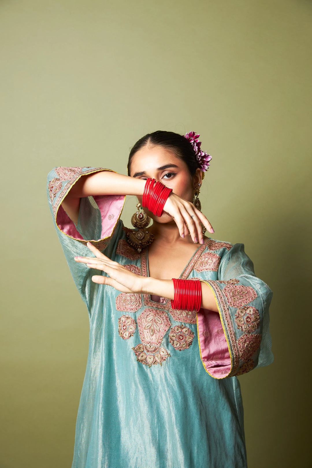 Neelam Riwaaz embroidered kaftan set