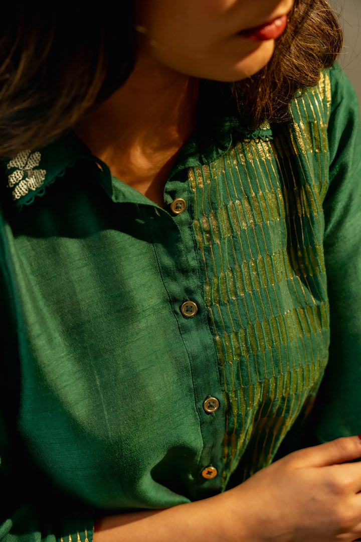 embrald green button down shirt with embroidered side pocket set