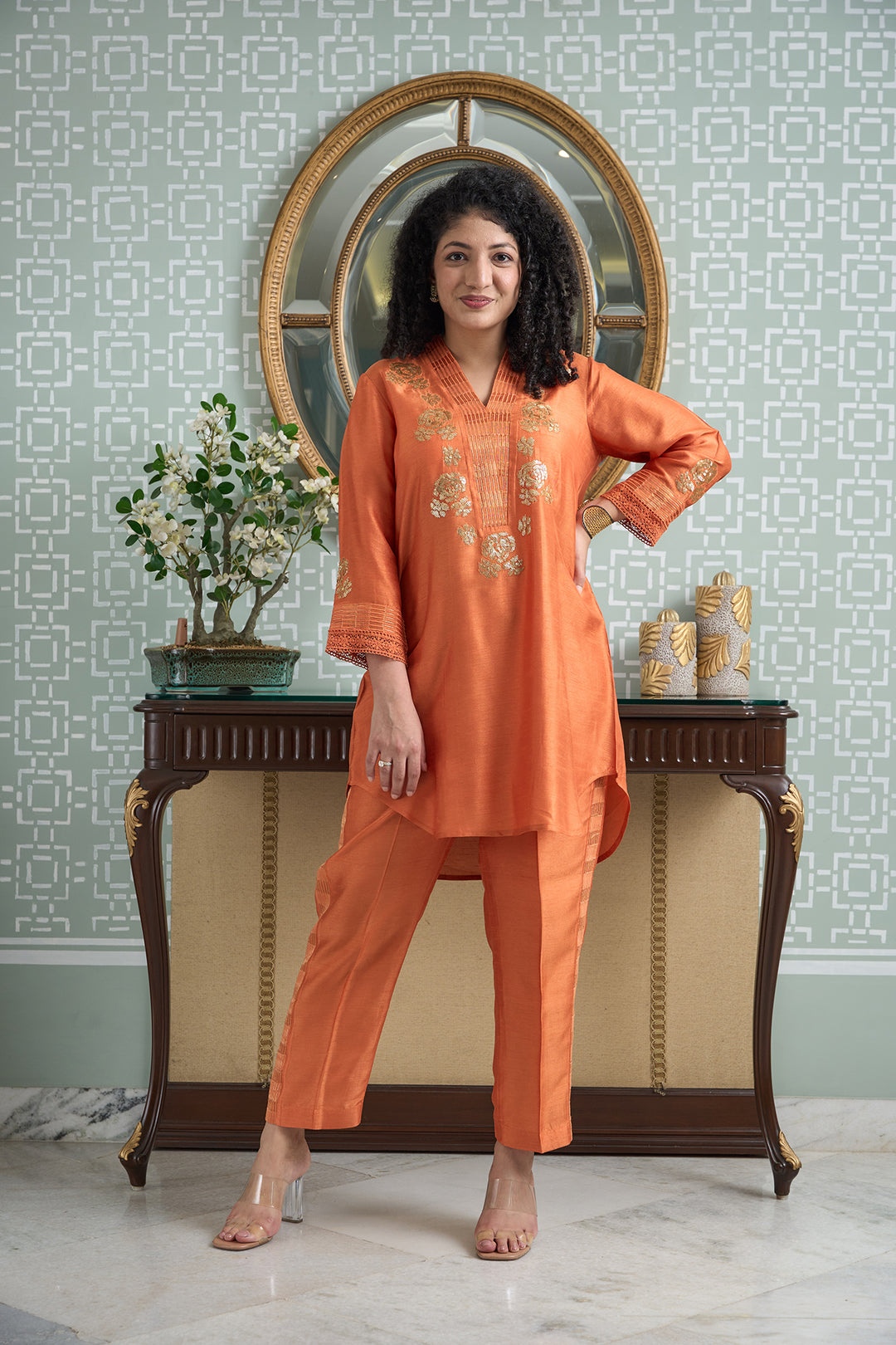 embroidered orange rounded set