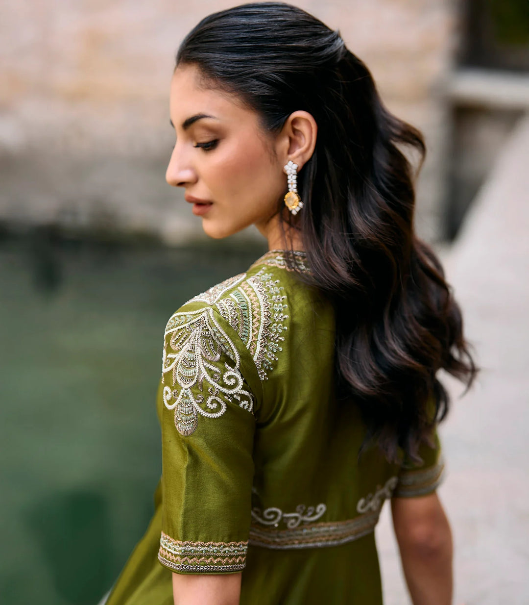 Owl Shoulder Drape