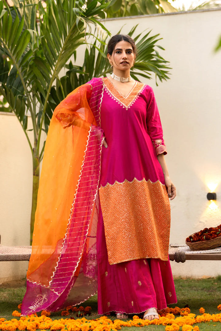 Pink Aari Sequinns Straight Kurta Set