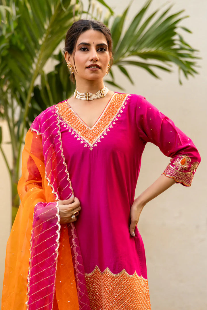 Pink Aari Sequinns Straight Kurta Set