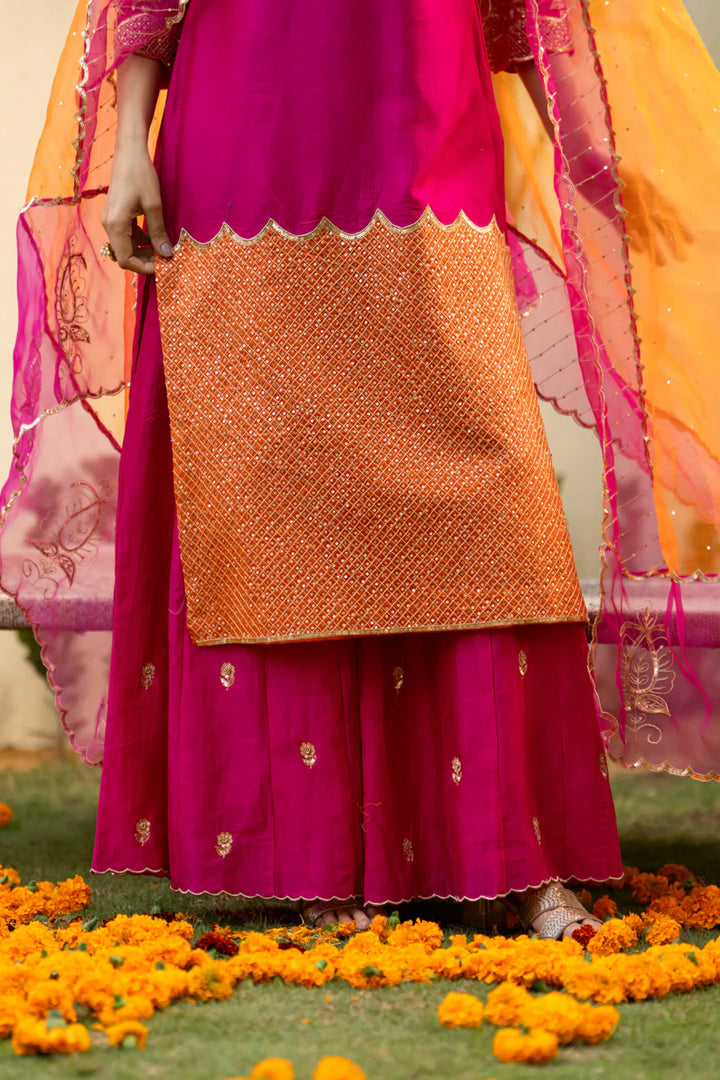 Pink Aari Sequinns Straight Kurta Set
