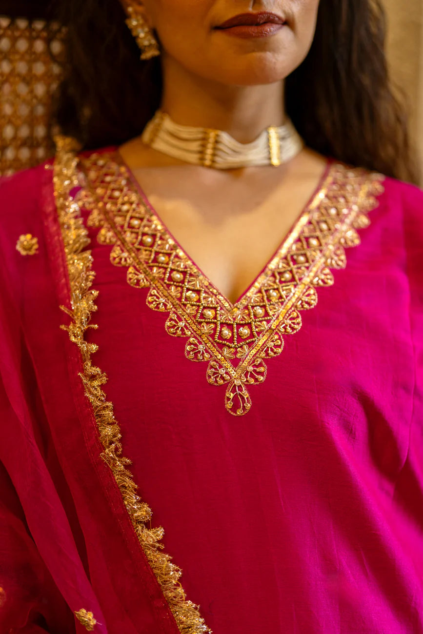 Pink Boota Aari Sharara