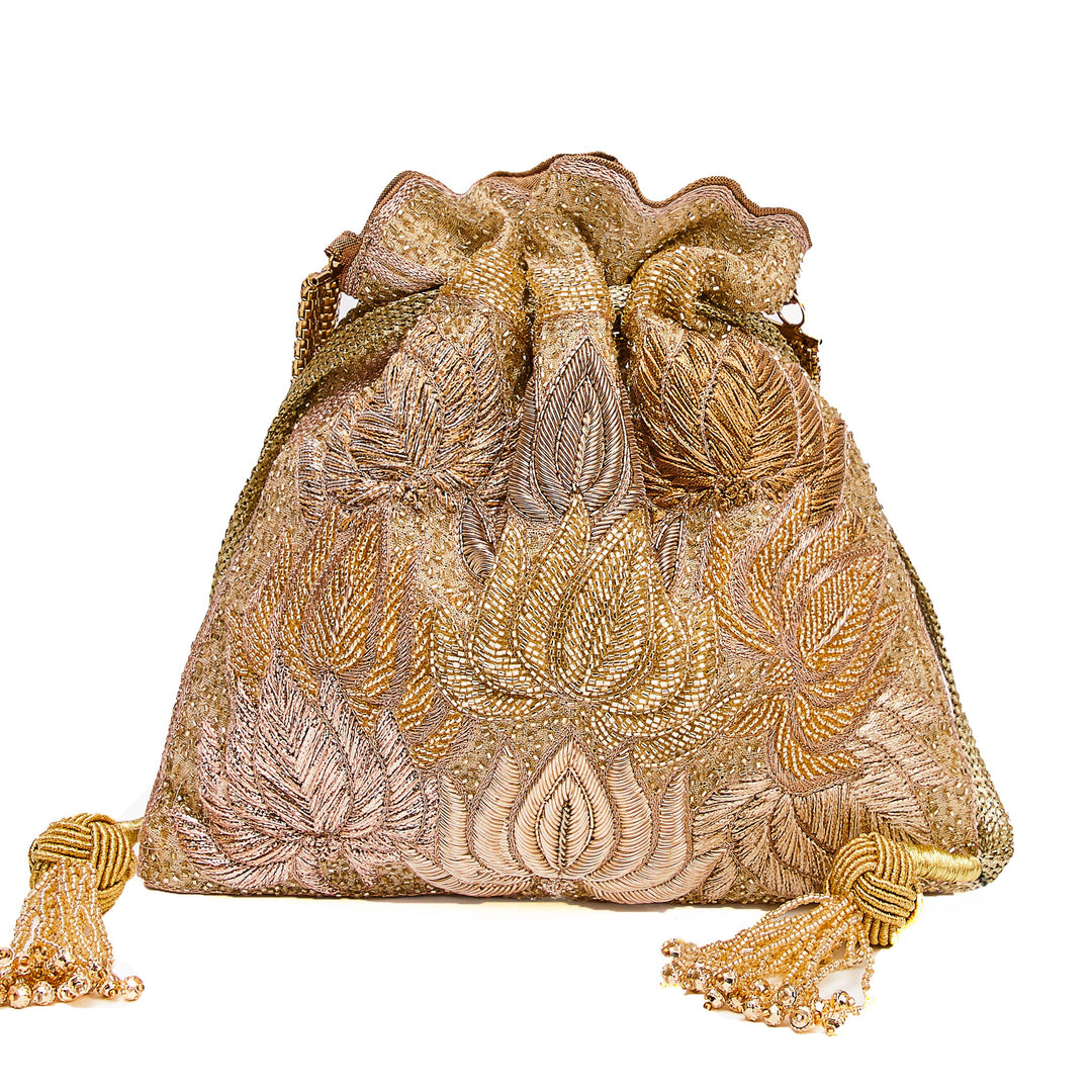 Precious petals gold