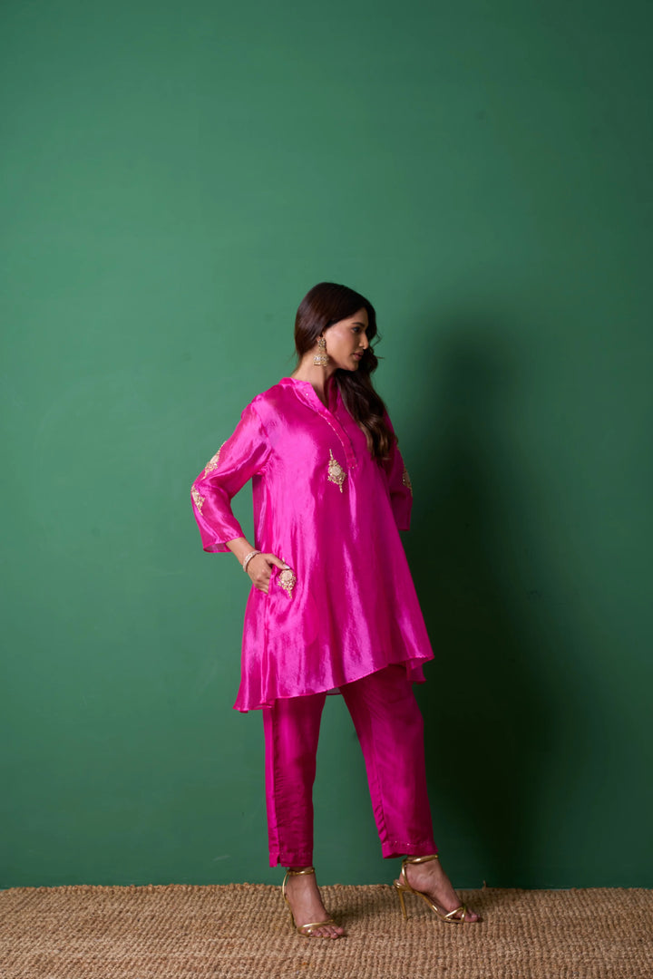 Paradise Pink Kurta (Set of 2)