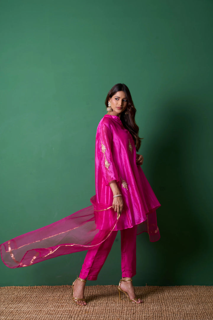 Paradise Pink Kurta (Set of 3)