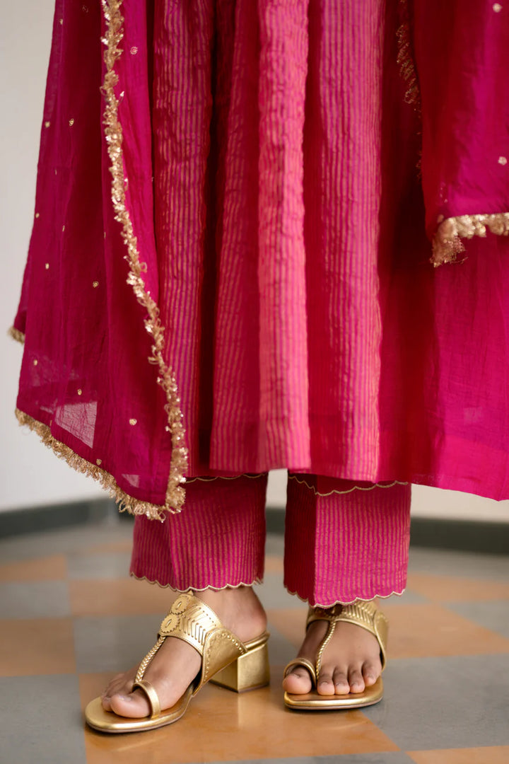 Pink tissue centre gathered suit set