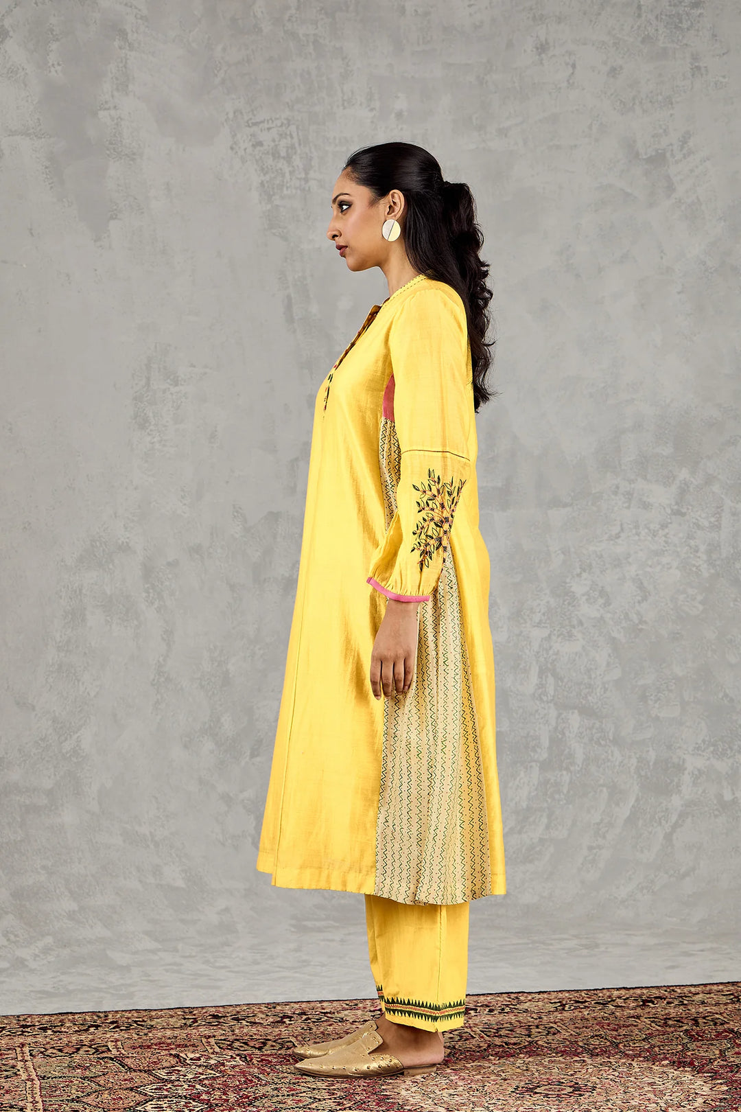 Yellow Zig-Zag Side Kali Kurta Set