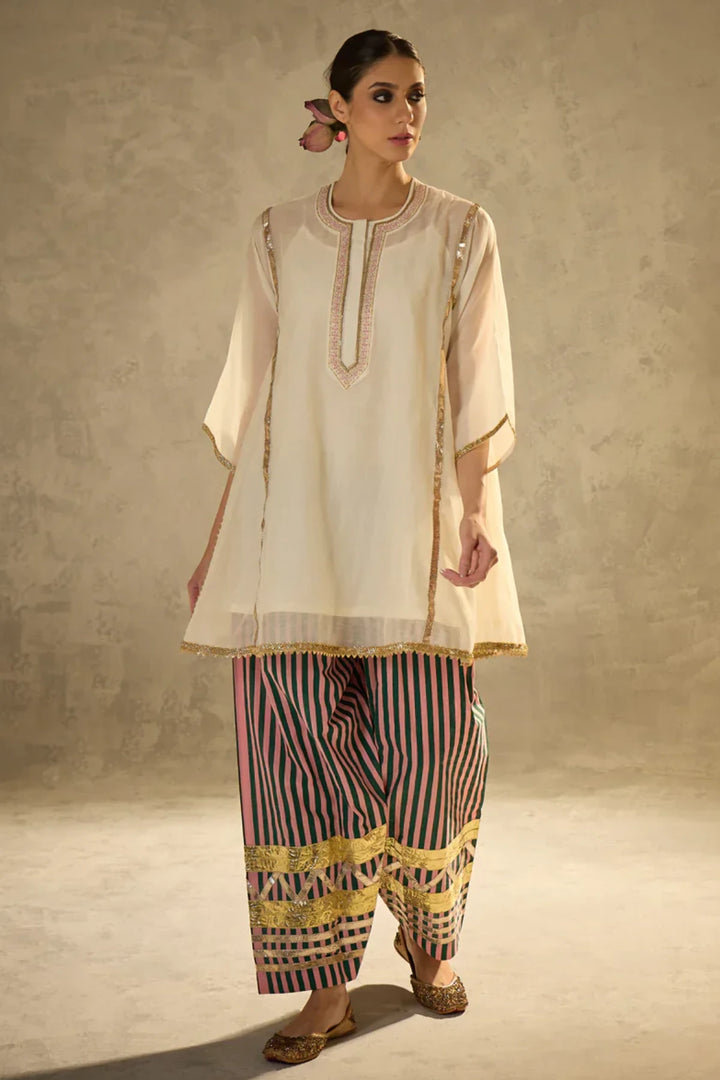 Gota Blush Set
