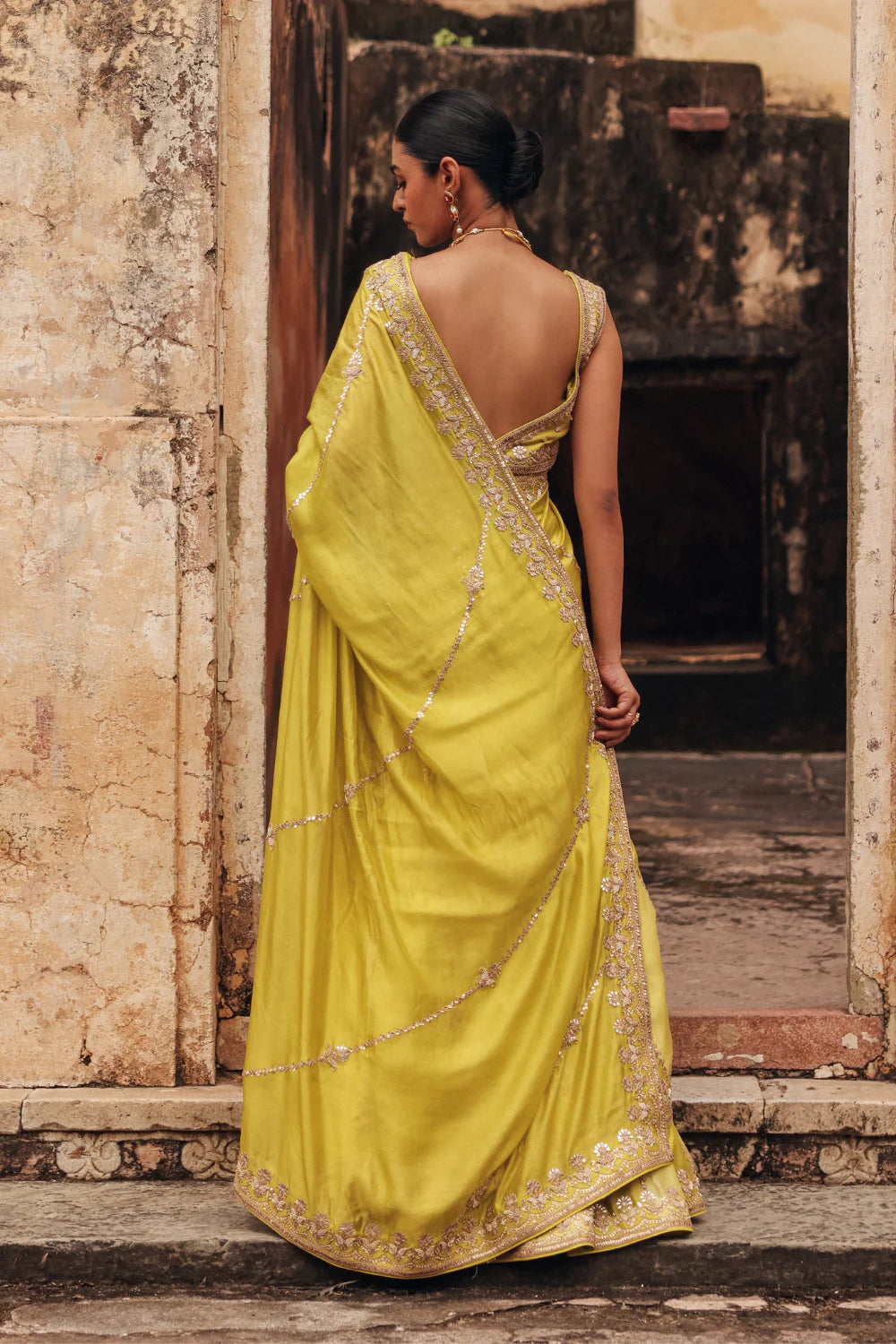 Ravya Lehenga Saree