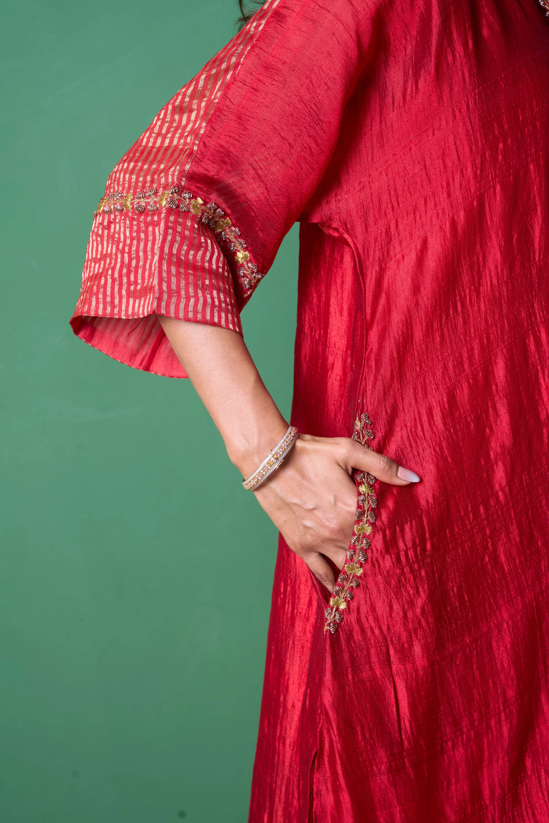 Radiance Red Kurta (Set of 2)