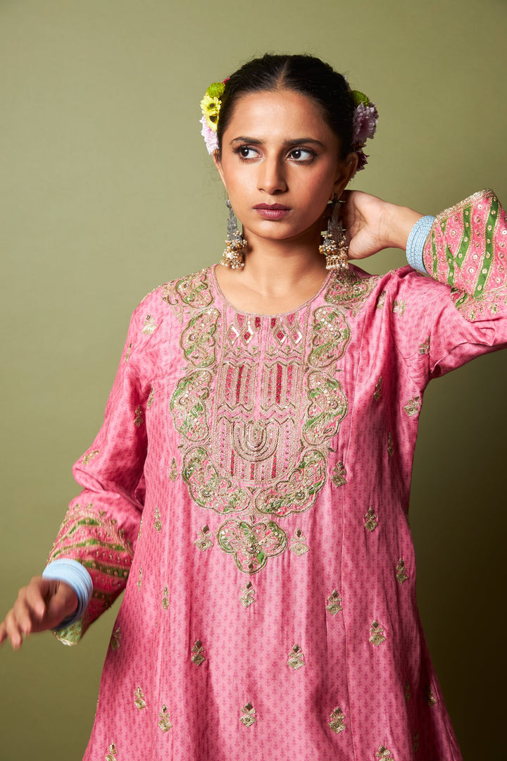 Roshanara embroidered kurta set