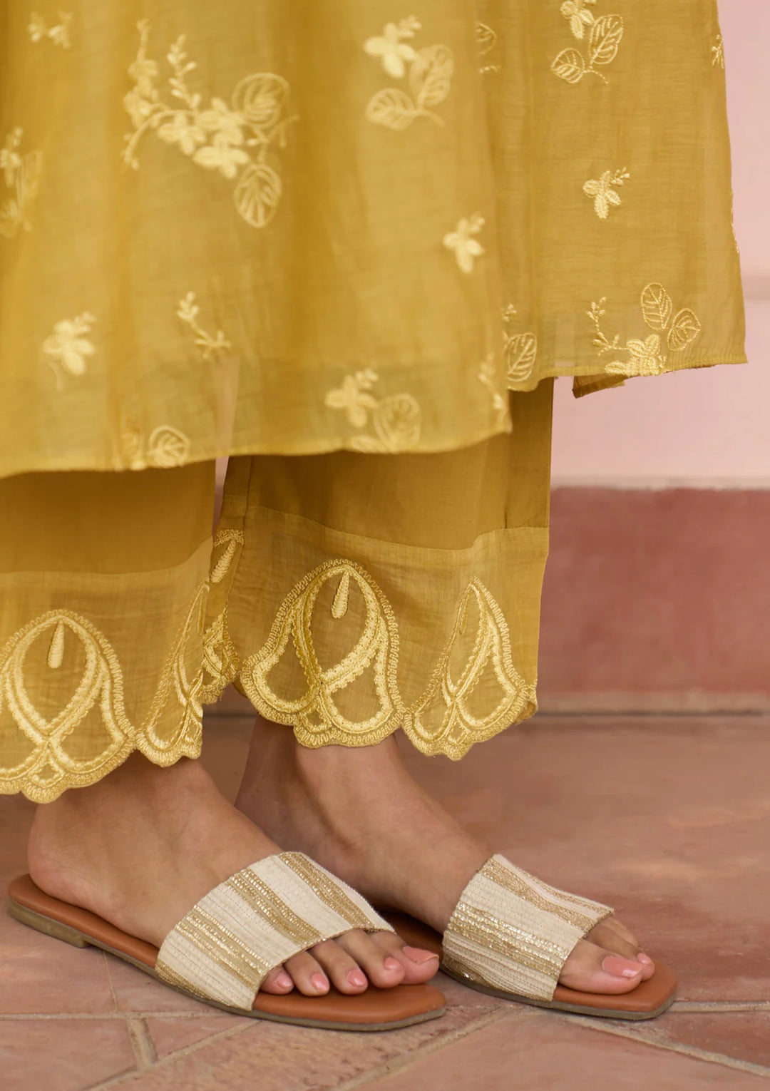 Rue Thread Embroidered Co-ord set