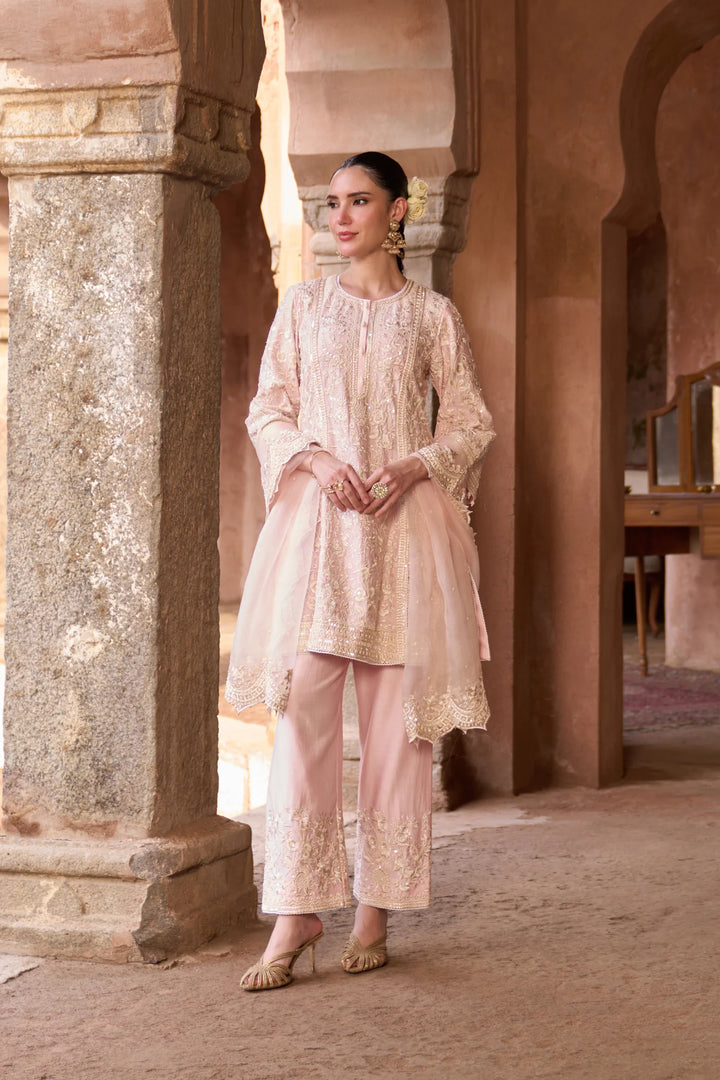 Saboor - Pink Short A-line Kurta With Straight Pants And Dupatta