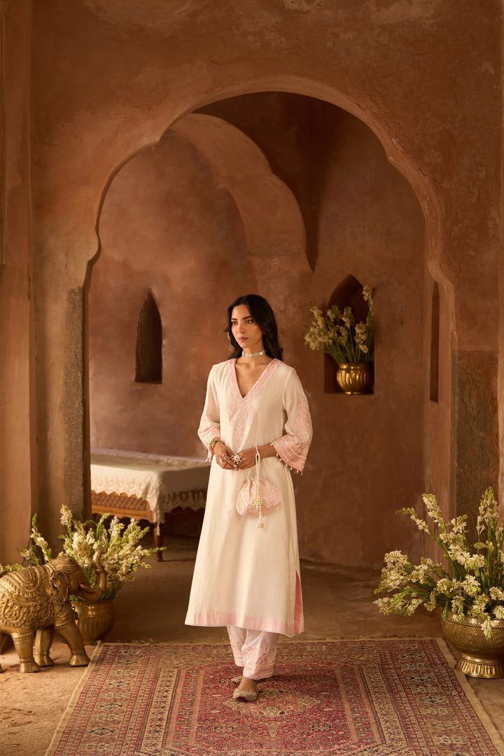 Sahabat - Daisy Ivory With Pink Kaaftan With Salwar