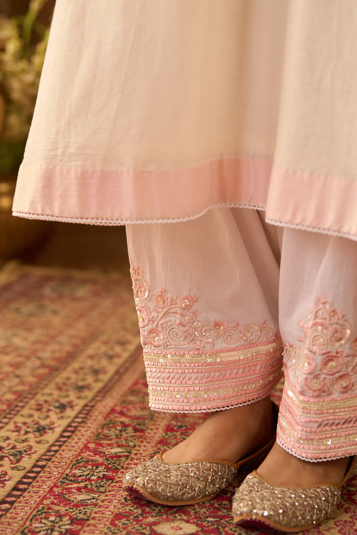 Sahabat - Daisy Ivory With Pink Kaaftan With Salwar