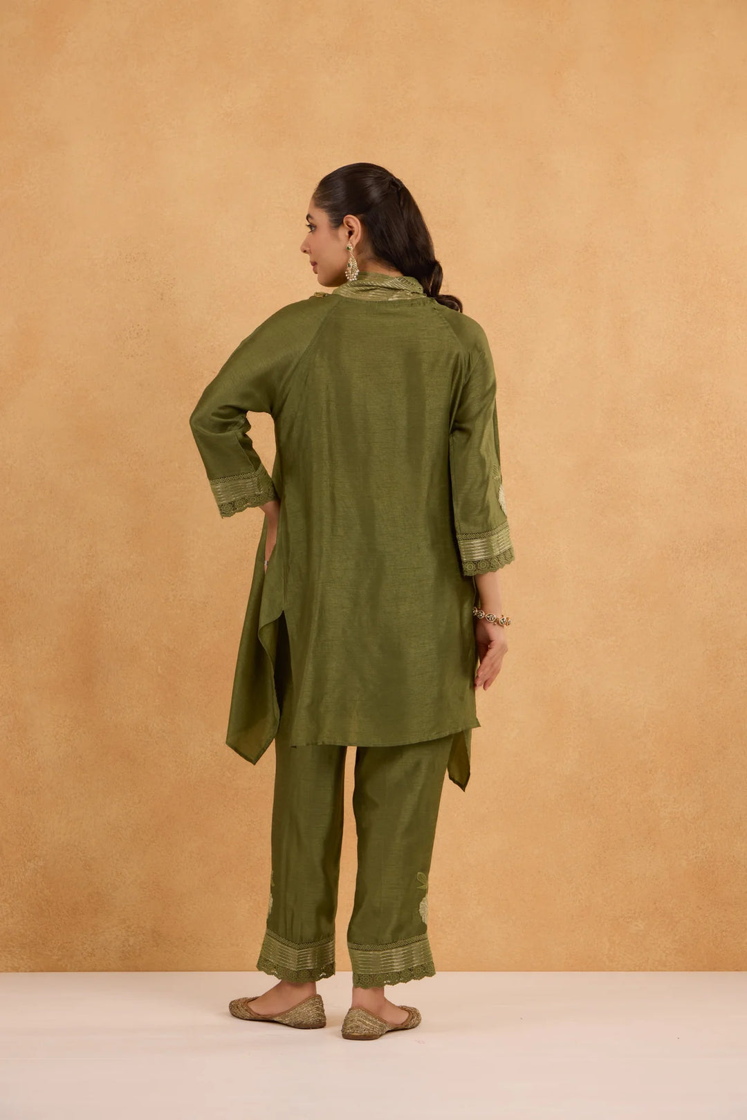 Silk Asymmetric Side Embroidered Cowl Tunic Set in Forest Green