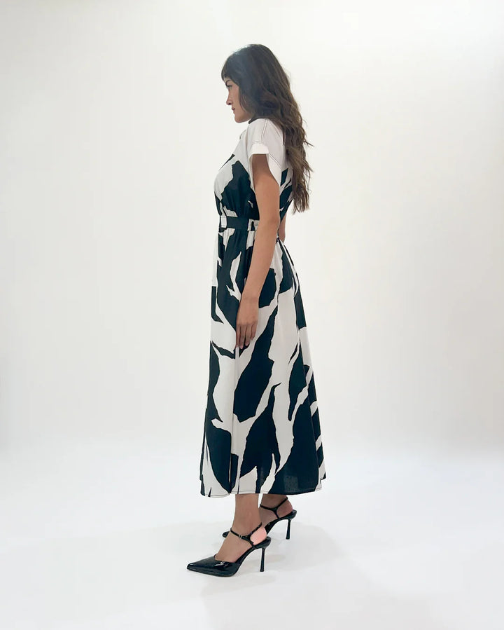 Stream cup zip dress