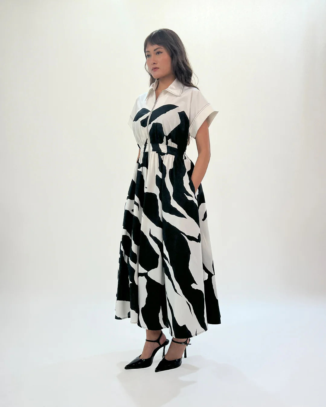 Stream cup zip dress