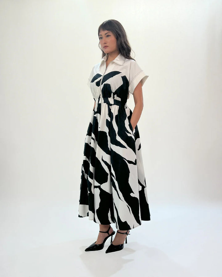 Stream cup zip dress