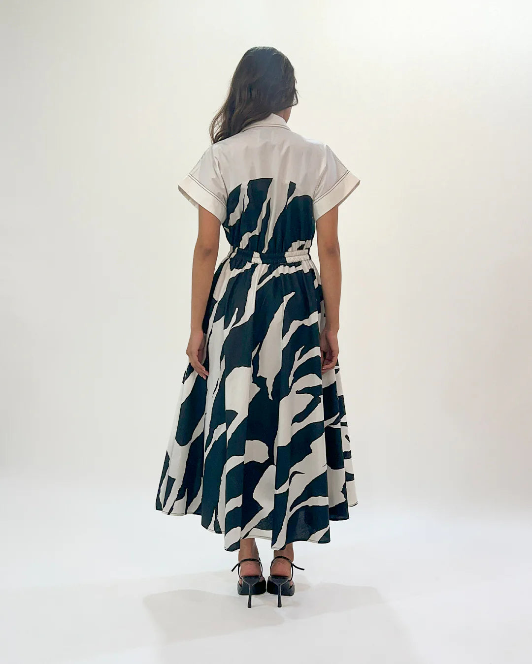 Stream cup zip dress