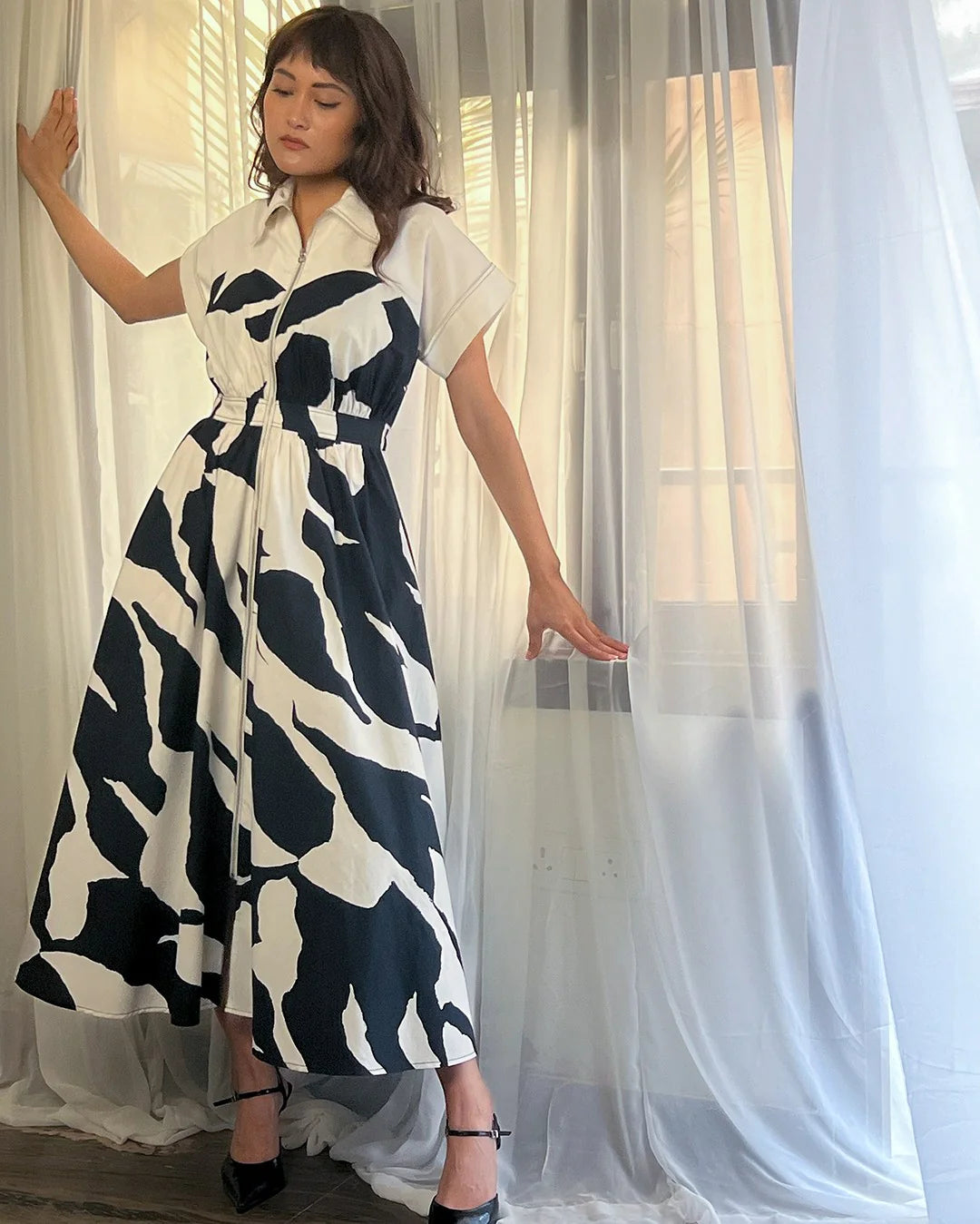 Stream cup zip dress