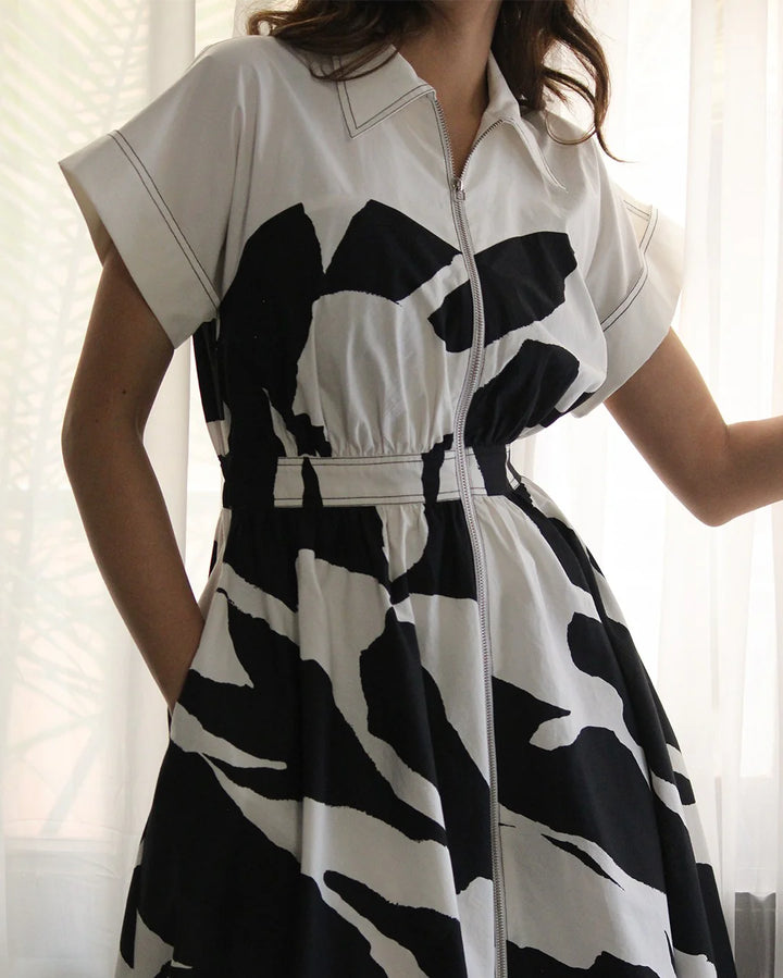 Stream cup zip dress