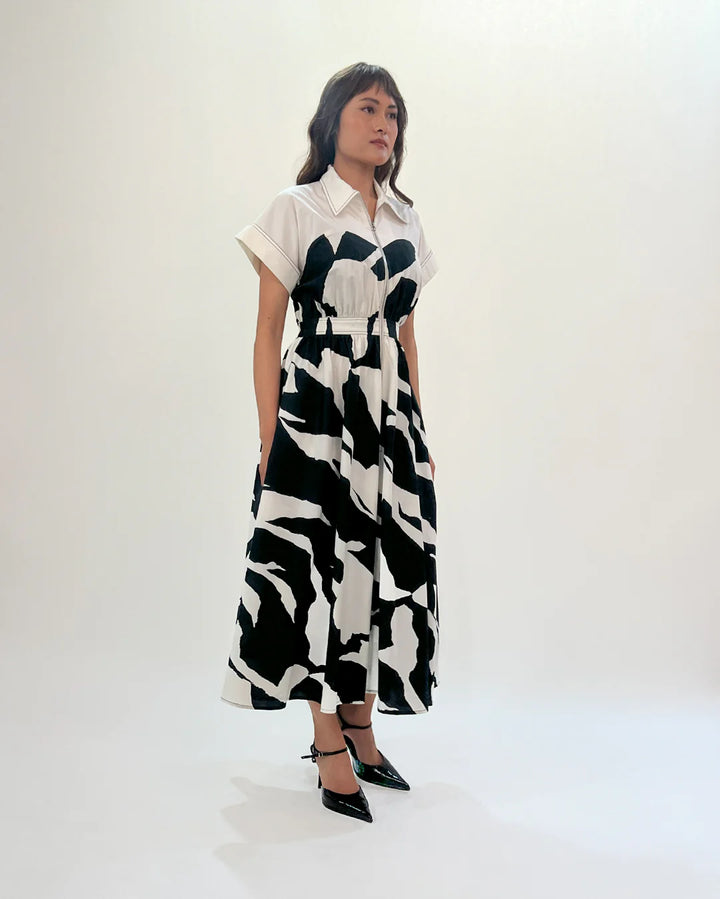 Stream cup zip dress