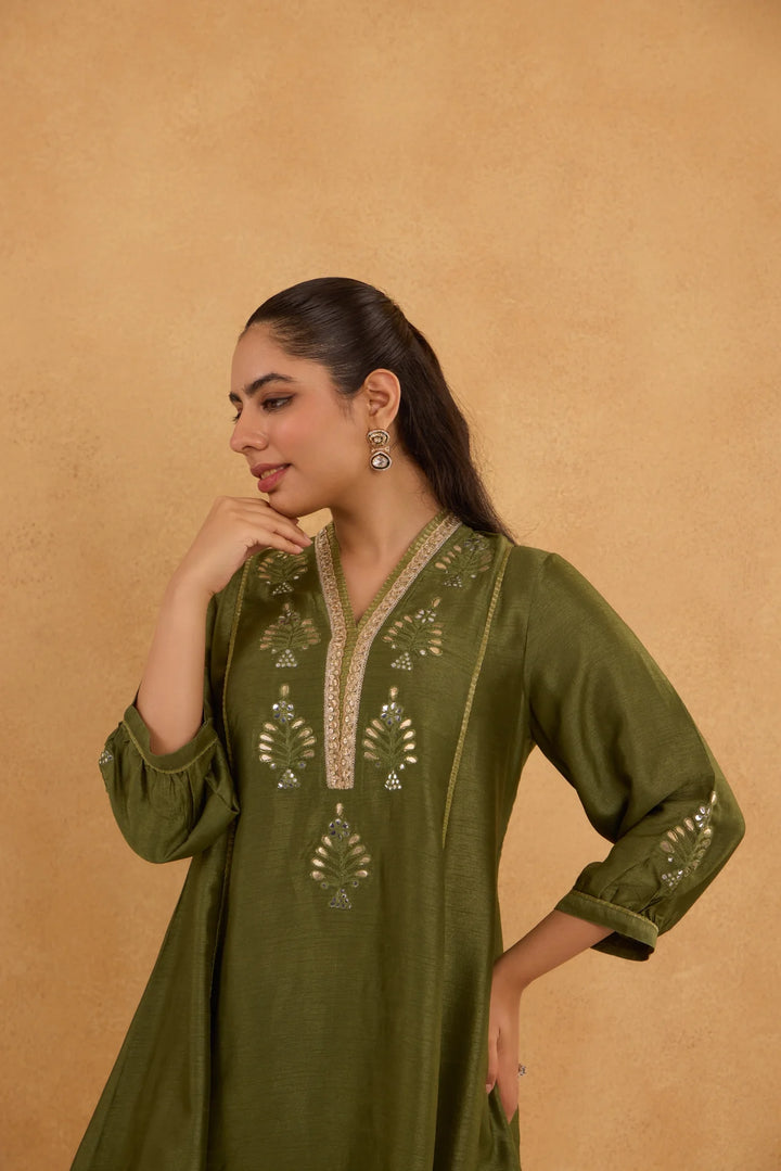 Silk High-Low Kurta with V Neck and Tissue Pants in Forest Green