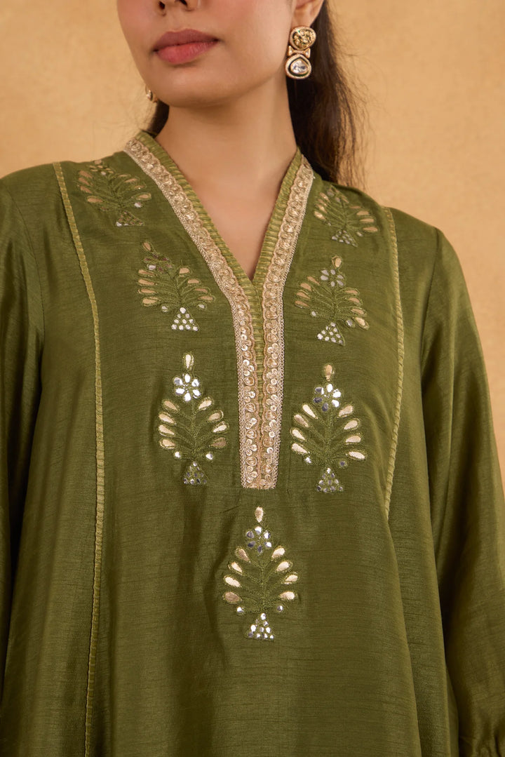 Silk High-Low Kurta with V Neck and Tissue Pants in Forest Green