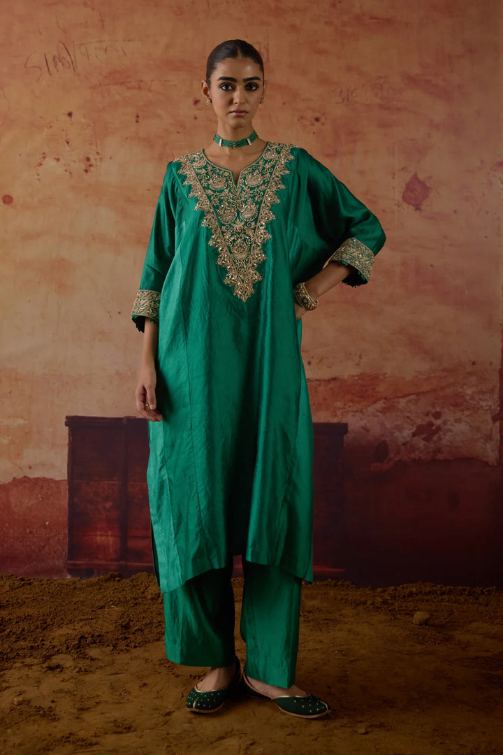 Maryam Kaftan Set
