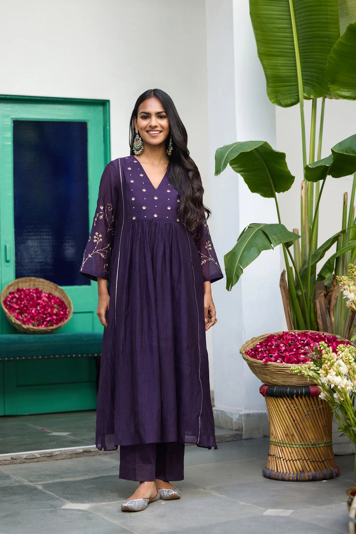 Sureeli Motichoor Kurta Set