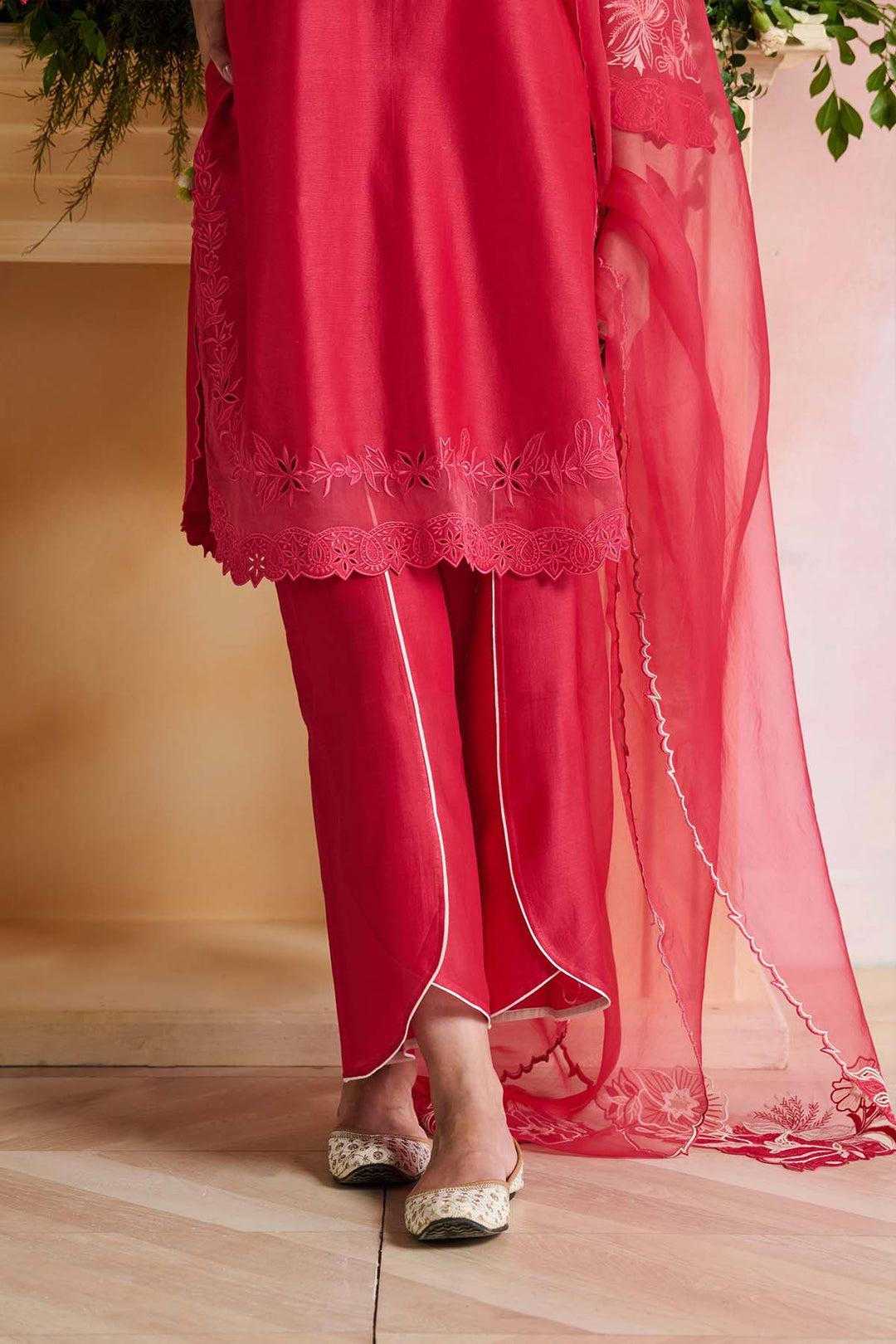 Ishana Kurta Set